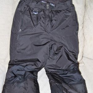 BLACK SNOW PANTS